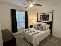 Fabulous 3 bedroom/2 bath with attached Garage - balcony