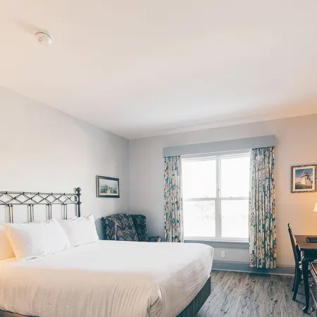 The Loyalist Country Inn & Conference Centre