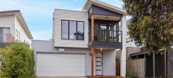 Phillip Island - Contemporary beach house with modern amenities + Outdoor Spa Hotels in Cowes