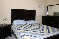 The Ohio House: 4 Bedroom Beachfront Retreat - Homestays