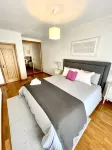 Centre of Arcos 5 min walk from the river beach Rio Vez! - Wi-Fi
