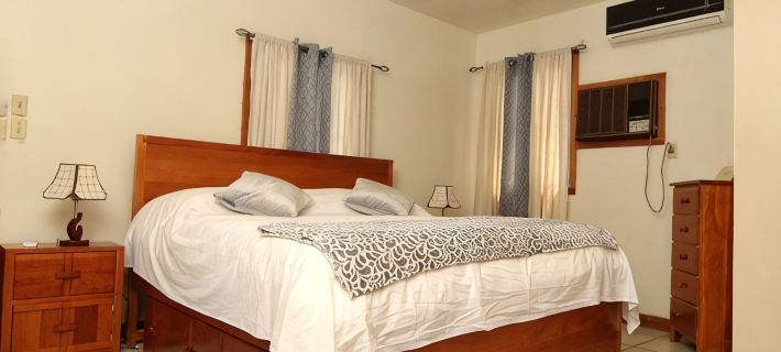 Beautiful Belize Vacation Home with Private Pool Hoteles en San Ignacio