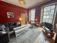 Fantastic city centre location - Spacious 3 bedroom apartment - 2 Sao