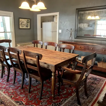 Compass Cottage in Historic Glen Rose