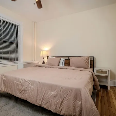 Cozy Corner: Midtown Convenience
