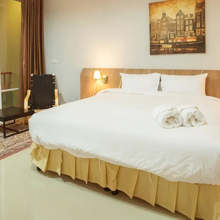 Soontree House Hotel