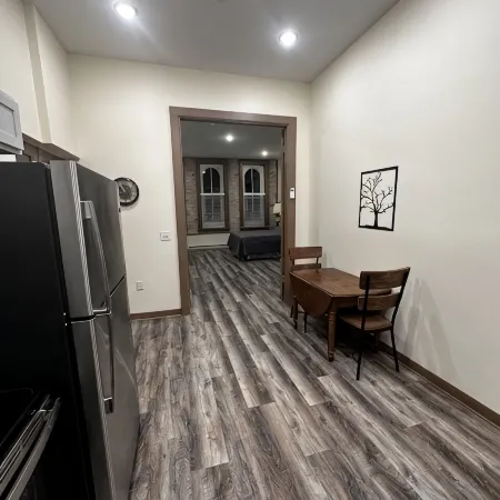Cozy 1 bedroom apartment located in beautiful downtown New Ulm Mn.