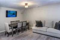 Luxury Villa 102  with river access - 3-Star