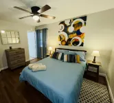 Pleasant Experience in this City Ranch - Downtown Cary - Boutique