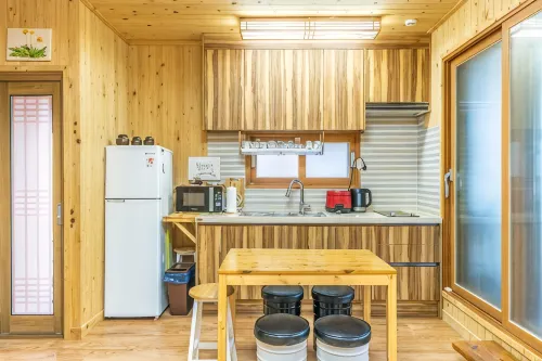 Suncheon Ssangheejae Pension - مبيت وإفطار