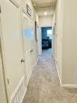 Brand new charming 2 bedroom Townhouse get away - Homestays