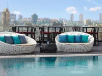 Radisson Hotel Colombo - Rooftop Pools