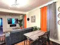 Electric City Mid-Term Downtown Apartment - 2つ星