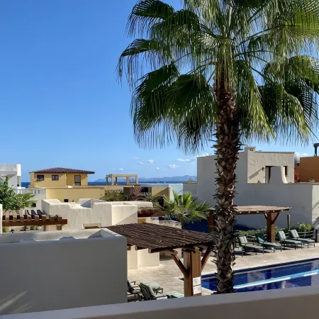 Casa Fresca by the lap pool