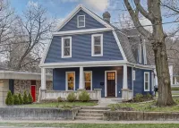 Carillon Cottage - Modern Comfort & Vintage Design - Homestays