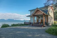 Seafarer's Beach House Beach Front Property, Amazing Views! - Beach