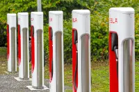 沙勒維爾-梅濟耶爾宜必思酒店 - 停車場
