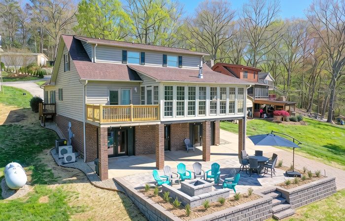 Pristine lake house offering watersports, gameroom favorites, and stunning view