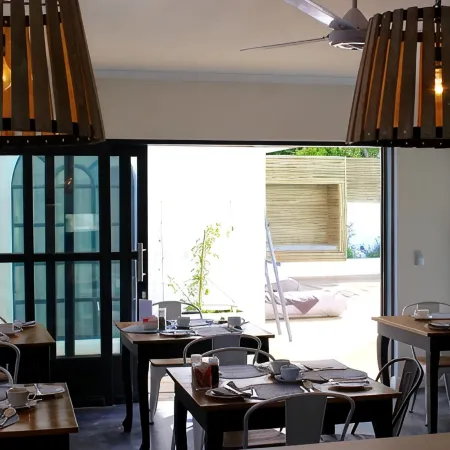 Whale Rock Luxury Lodge