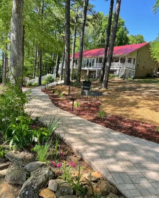 Private Point Lot! Jump Dock! Pool Table, Ping Pong & Air Hockey! - Wifi