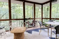 Cozy Athens Home on the Brook - ห้องครัว
