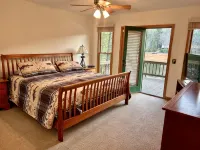 Lake Front Cabin for the PERFECT Holiday Getaway ! Pet Friendly! - Wi-Fi