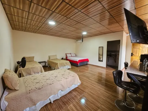 Pleasant Hostal Panama - Apartments