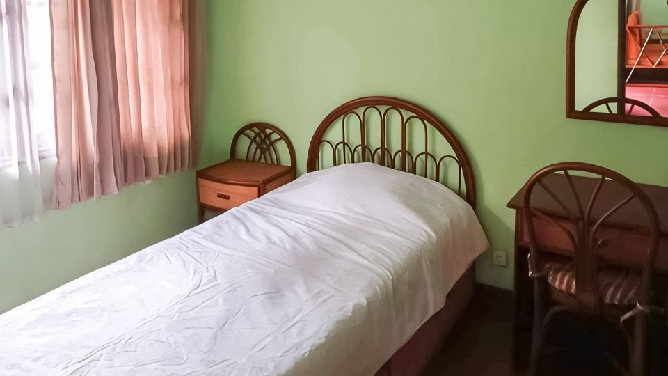 RedDoorz Plus Near Tugu Mercusuar Anyer