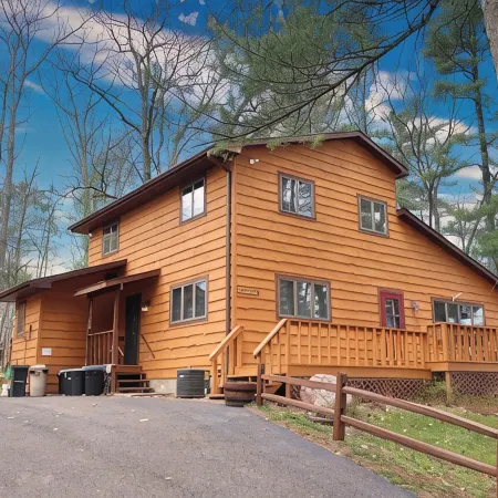 Executive Year Round Home ~ Minutes From  Minocqua