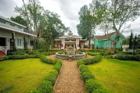 Baroque Boutique Resort - Mountain View