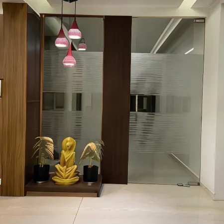 Le Shiv Executive Suite