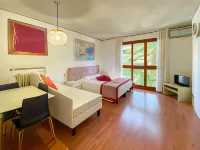 Cernobbio Residence - parking
