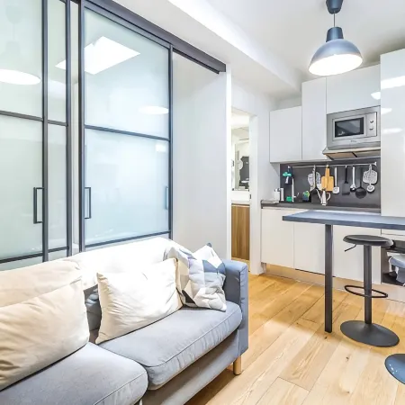 1 bdr [Metro Linate & Duomo] Cozy Loft + Wi-Fi and A/C