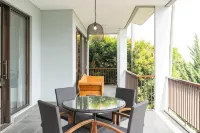 Kirei Mountain View Villa 7 Bedrooms with a Private Heated Swimming Pool - pemandangan pegunungan