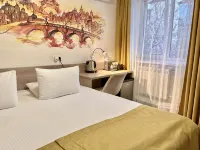 Tyumen Time Hotel - parking