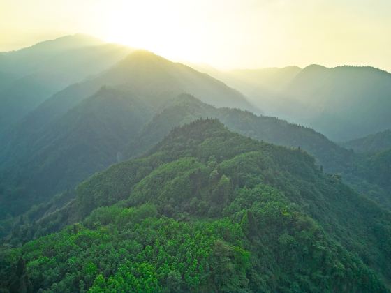 龍門山風景区