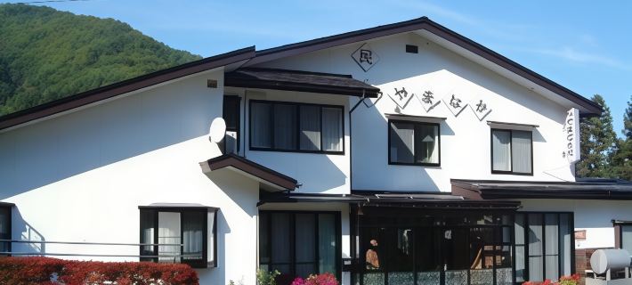 Japanese Hotel Yamanakakan Hotels in Omachi