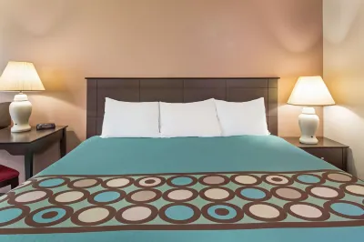 Super 8 by Wyndham Austin MN Hotels near Runnings