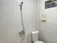 RedDoorz @ Sihole Paradise Inn Parbaba فنادق في Simarmata