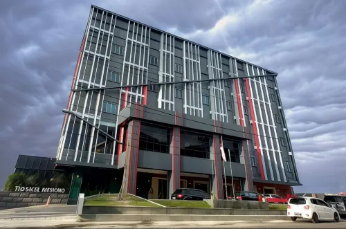 New Hollywood Hotel Hôtels à : Pekanbaru