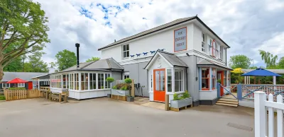 The Running Horse Hotels in Sutton Scotney