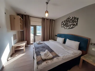 Layaali Amman Airport Pickup Hotels near Amman Citadel