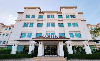 Avion Hotel