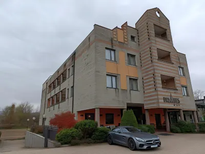 Hotel des Alpes Hotels in Corso Moncenisio
