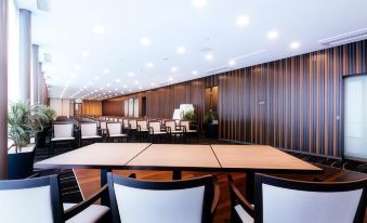 Hotel Vivat - Housity