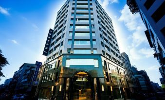 Golden Pacific Hotel