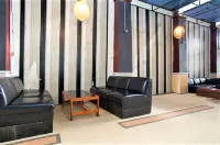 RedDoorz Syariah at Santana Stasiun Kepanjen Hotels in Kepanjen