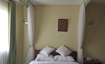 Adventist Lms Guest House & Conference Centre - Housity