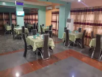Ozom Hotel - Kitchens