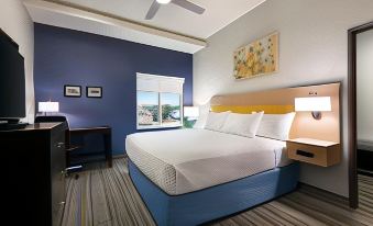 Days Inn & Suites by Wyndham Beaumont West / I-10 & Walden